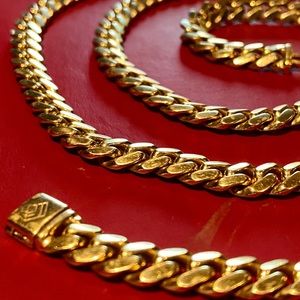 Miami Cuban Solid Gold 10k 90grams